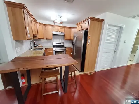 45 W Palisades Boulevard Palisades Park NJ 07650