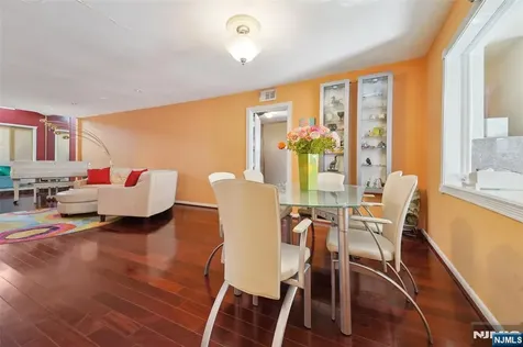 9 Tower Road Livingston NJ 07039