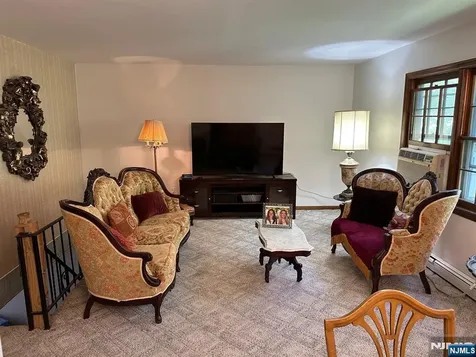 57A W Fairview Avenue Park Ridge NJ 07645