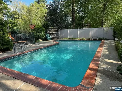 57A W Fairview Avenue Park Ridge NJ 07645
