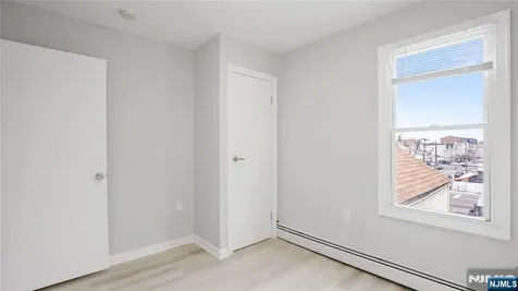 605 Madison Paterson NJ 07514