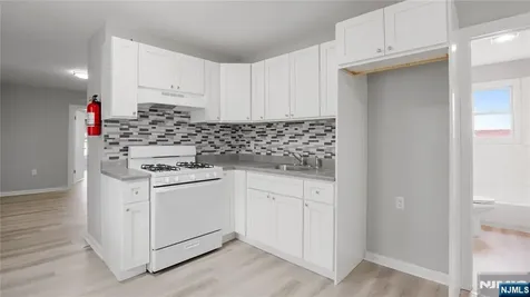 605 Madison Paterson NJ 07514