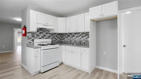 605 Madison Paterson NJ 07514