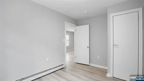 605 Madison Paterson NJ 07514