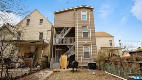 605 Madison Paterson NJ 07514