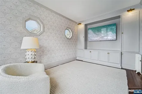 359 Linwood Avenue Ridgewood NJ 07450