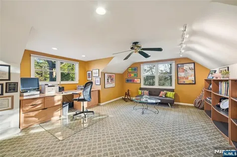 142 N Monroe Street Ridgewood NJ 07450