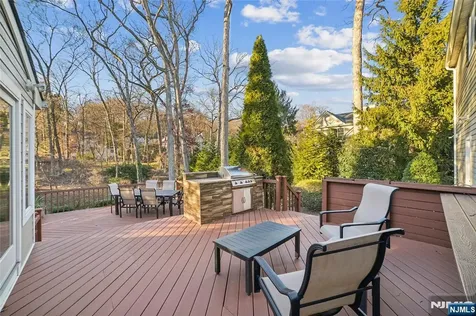 142 N Monroe Street Ridgewood NJ 07450