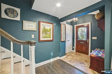 142 N Monroe Street Ridgewood NJ 07450