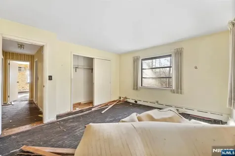 20 Hidden Glen Road Upper Saddle River NJ 07458