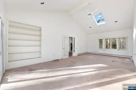 20 Hidden Glen Road Upper Saddle River NJ 07458