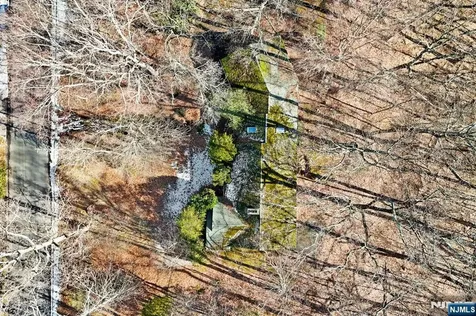 20 Hidden Glen Road Upper Saddle River NJ 07458