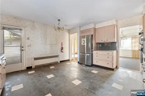 20 Hidden Glen Road Upper Saddle River NJ 07458
