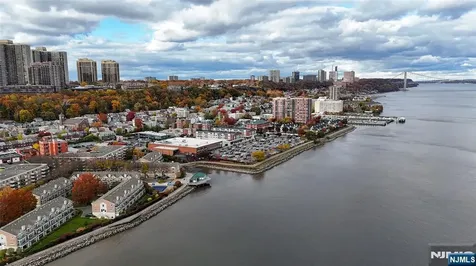 905 River Road Edgewater NJ 07020