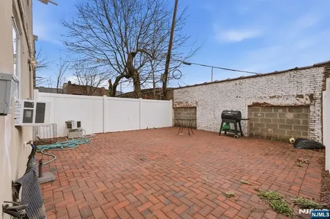 72 Sherman Avenue Newark NJ 07114