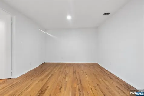 109 Grand Englewood NJ 07631