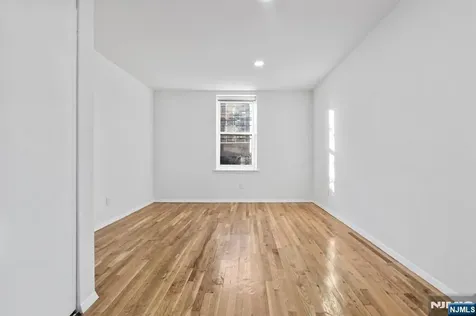 109 Grand Englewood NJ 07631