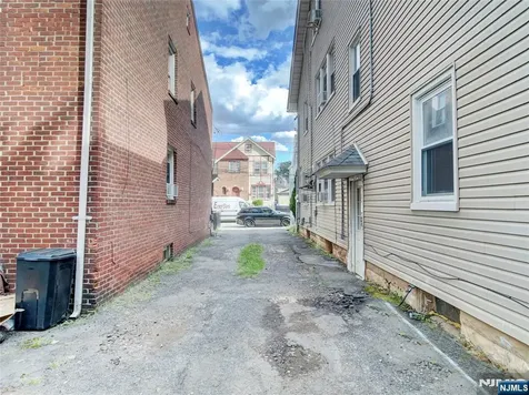 289 Center Street Orange NJ 07050