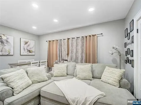 289 Center Street Orange NJ 07050