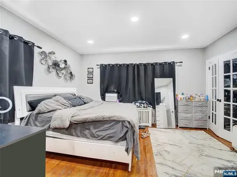 289 Center Street Orange NJ 07050
