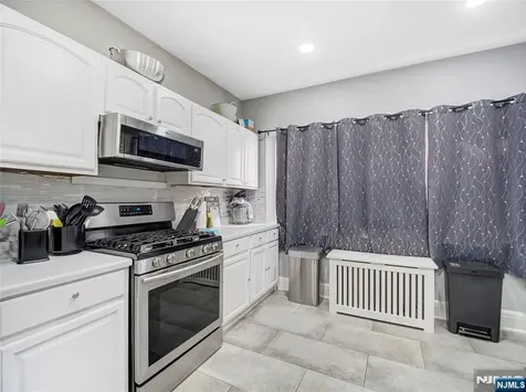 289 Center Street Orange NJ 07050