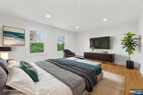 265 Purdue Court Paramus NJ 07652