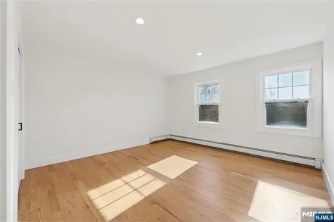 265 Purdue Court Paramus NJ 07652