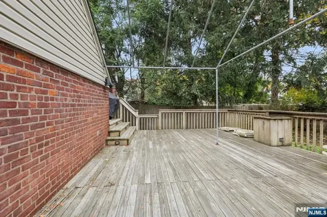 52 Surrey Lane Tenafly NJ 07670