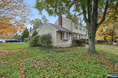 52 Surrey Lane Tenafly NJ 07670
