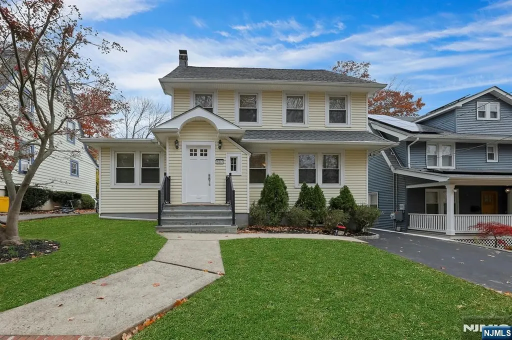137 Johnson Avenue Teaneck NJ 07666