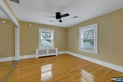137 Johnson Avenue Teaneck NJ 07666