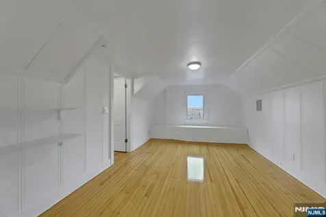 137 Johnson Avenue Teaneck NJ 07666