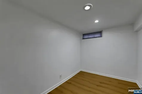 137 Johnson Avenue Teaneck NJ 07666
