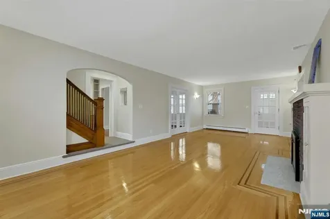 137 Johnson Avenue Teaneck NJ 07666