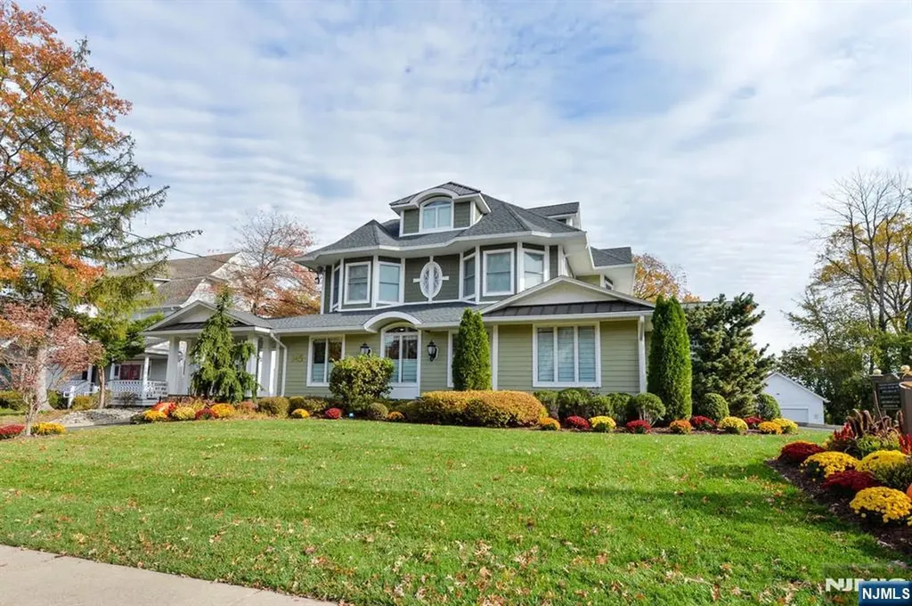 145 Prospect Street Ridgewood NJ 07450