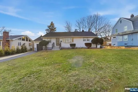 41 High Street Nutley NJ 07110