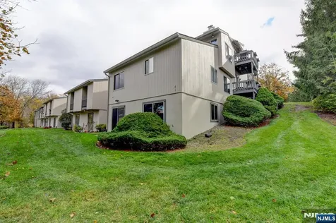 2 Meyer Court West Orange NJ 07052