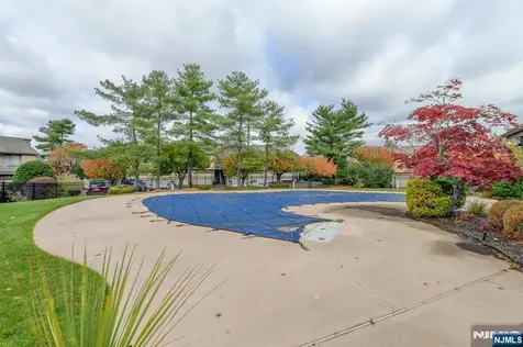2 Meyer Court West Orange NJ 07052