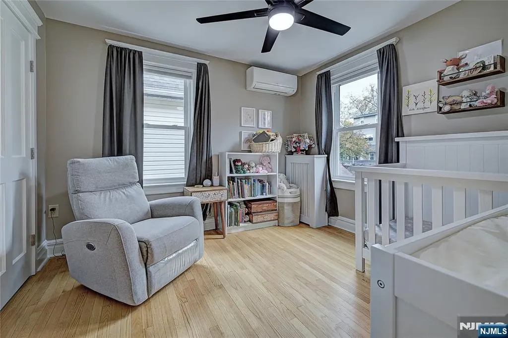 43 Llewellyn Avenue Bloomfield NJ 07003