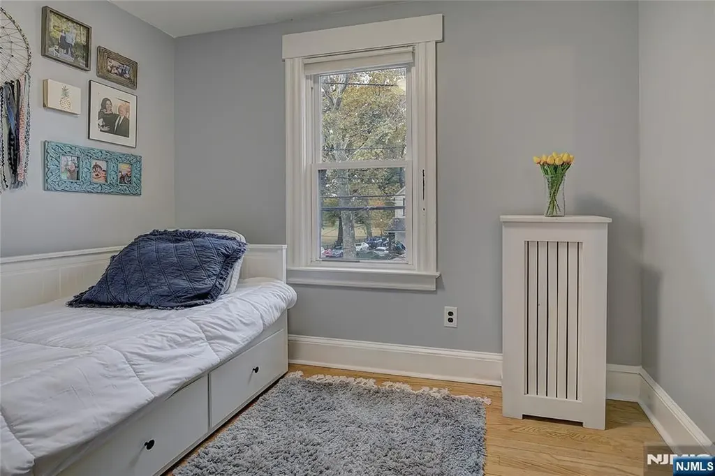 43 Llewellyn Avenue Bloomfield NJ 07003