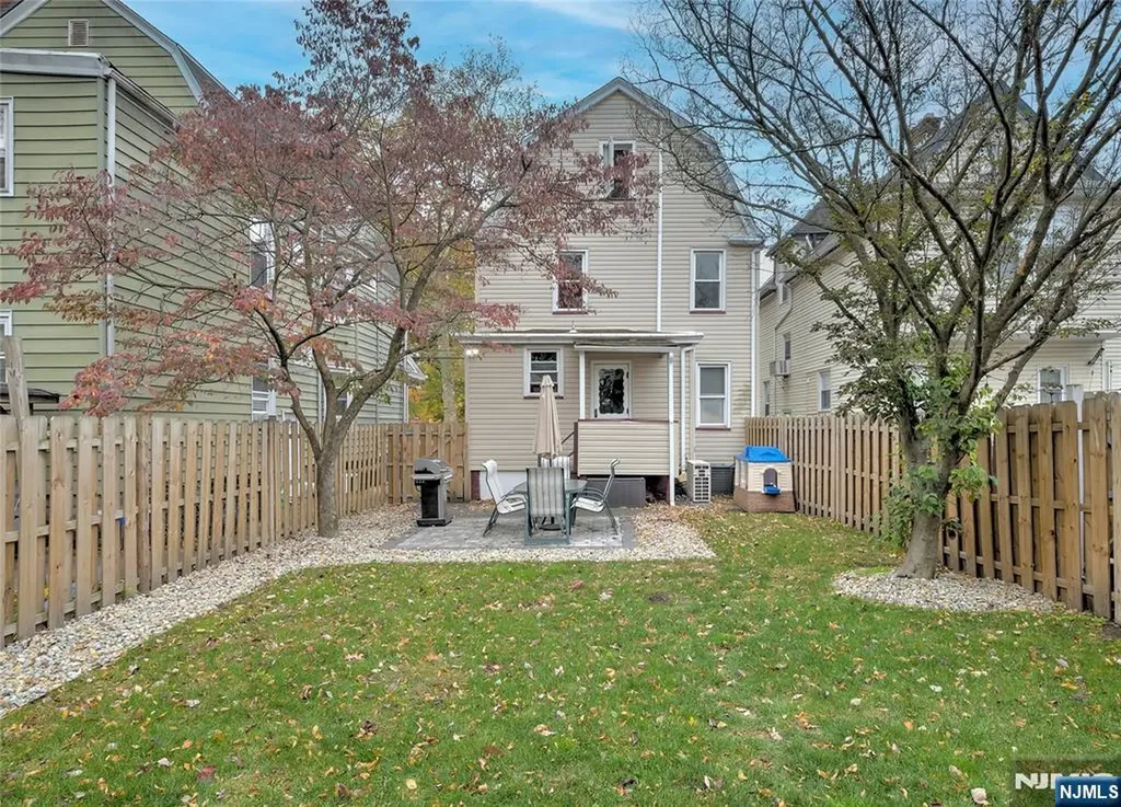 43 Llewellyn Avenue Bloomfield NJ 07003