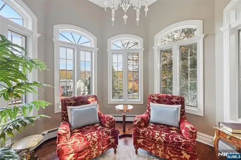 14 Henion Garden Mahwah NJ 07430