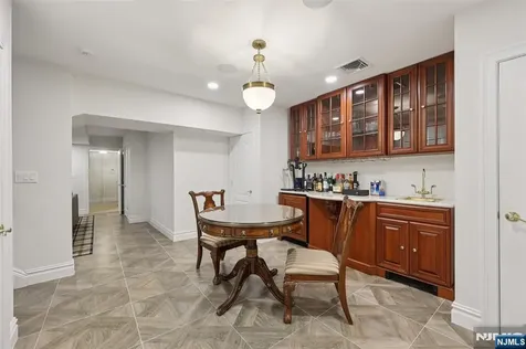 14 Henion Garden Mahwah NJ 07430