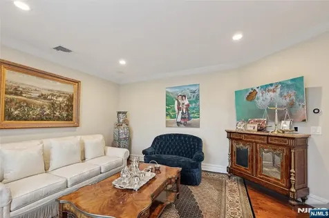 14 Henion Garden Mahwah NJ 07430