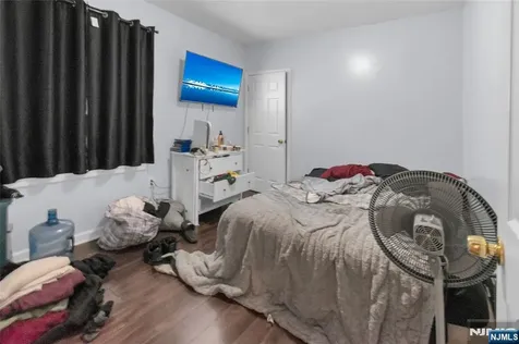399 8th Street Newark NJ 07103
