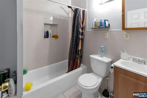 399 8th Street Newark NJ 07103
