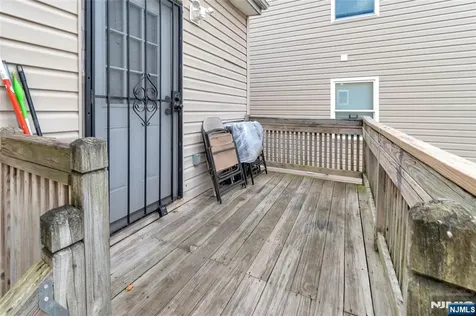 399 8th Street Newark NJ 07103