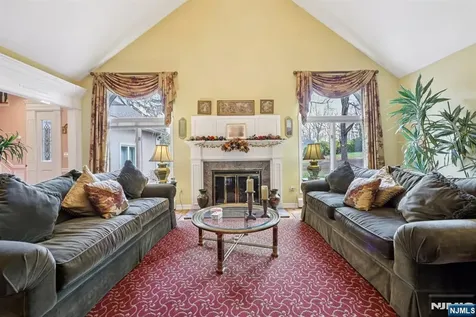 2 Crocker Mansion Drive Mahwah NJ 07430