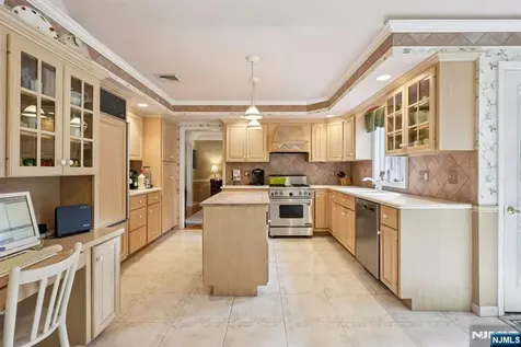 2 Crocker Mansion Drive Mahwah NJ 07430