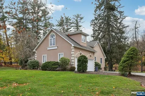 2 Crocker Mansion Drive Mahwah NJ 07430